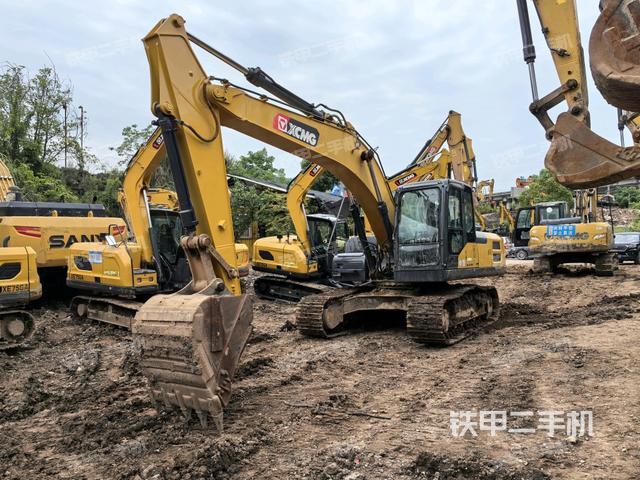 右前45(整机外观) 右前45(整机外观)