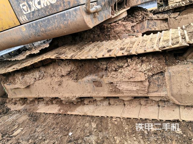 左导向轮(行走机构) 左导向轮(行走机构)