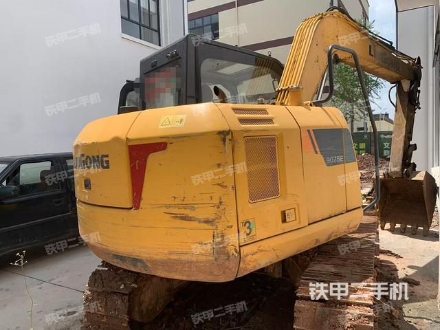 整機右后45°（整機外觀）