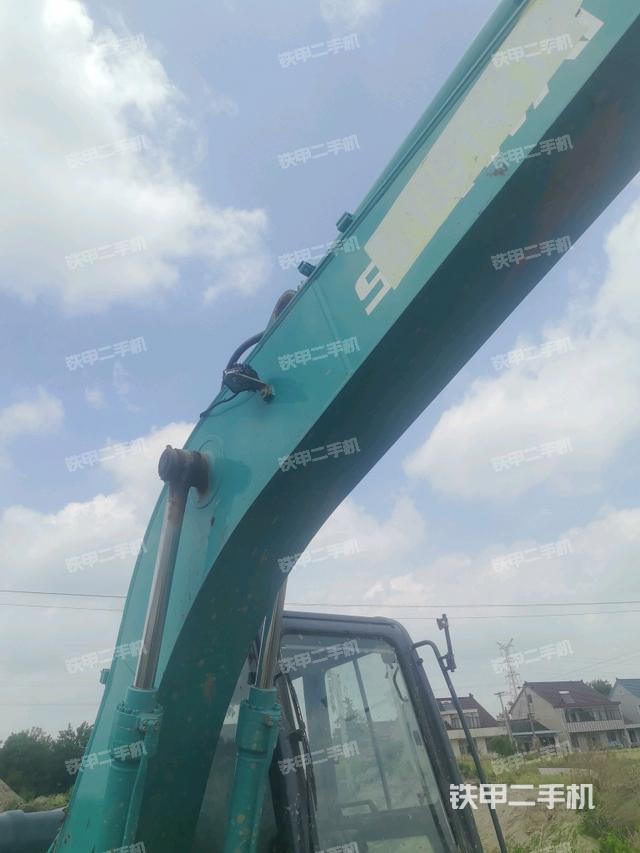 大臂整体 右侧(工作和回转装置) 大臂整体 右侧(工作和回转装置)