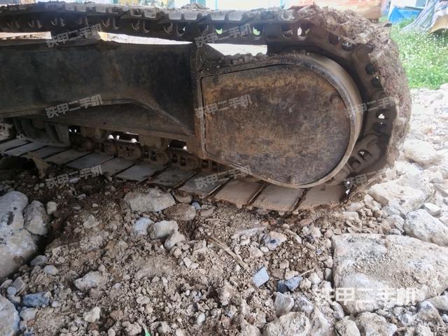 右側行走馬達蓋板(行走機構) 右側行走馬達蓋板(行走機構)