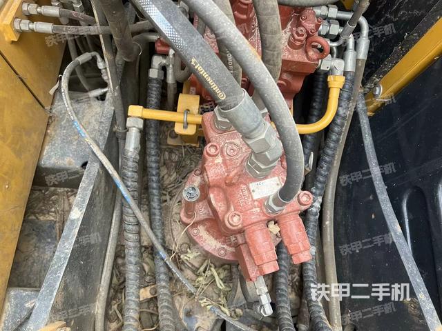 回转马达(上车部件) 回转马达(上车部件)