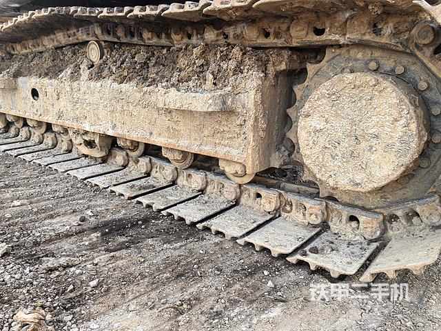 单侧履带整体（整机外观）