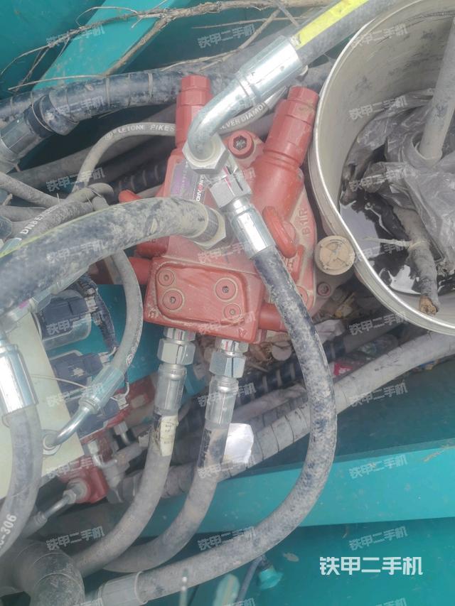 回转马达(上车部件) 回转马达(上车部件)