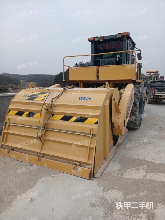 整机右后45°(设备外观及核心部件) 整机右后45°(设备外观及核心部件)