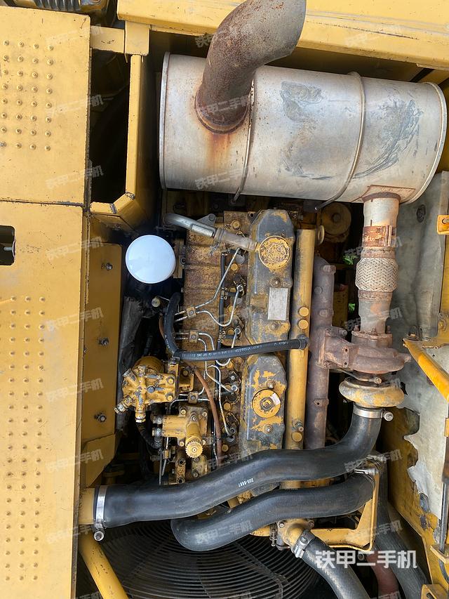 发动机整体俯视（整机外观）