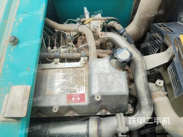 發(fā)動機(jī)整體俯視(整機(jī)外觀) 發(fā)動機(jī)整體俯視(整機(jī)外觀)