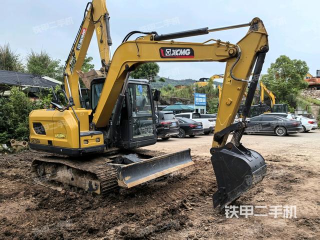 右前45(整機(jī)外觀) 右前45(整機(jī)外觀)