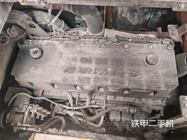 發(fā)動(dòng)機(jī)室（上車部件）