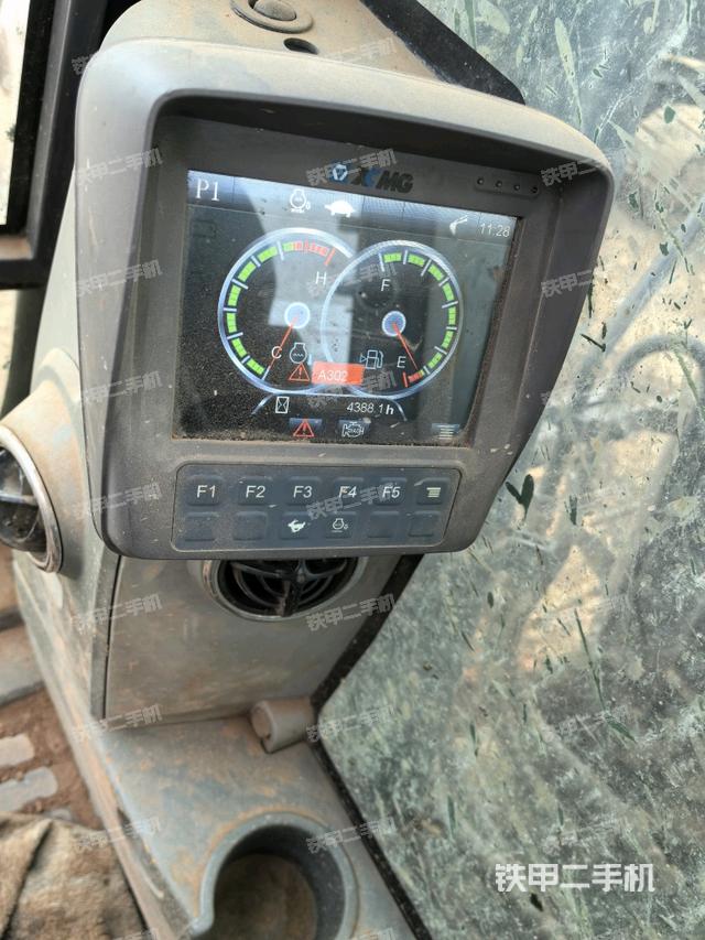 小时表(驾驶室部分) 小时表(驾驶室部分)