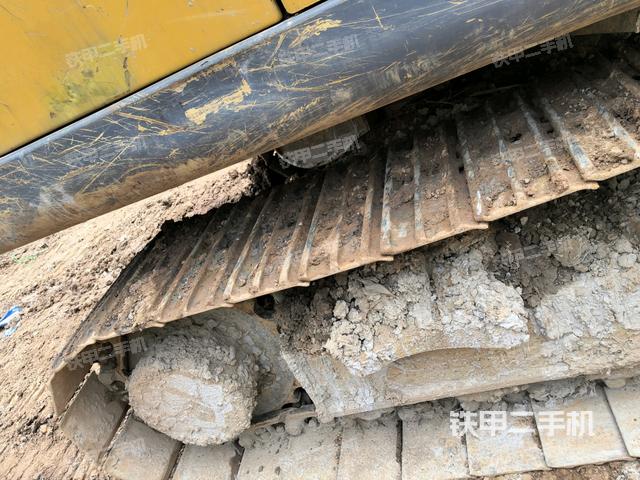 右側(cè)行走馬達(dá)蓋板(行走機(jī)構(gòu)) 右側(cè)行走馬達(dá)蓋板(行走機(jī)構(gòu))