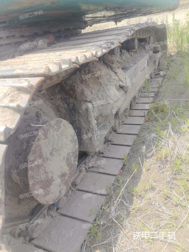 左侧履带整体 (行走机构) 左侧履带整体 (行走机构)