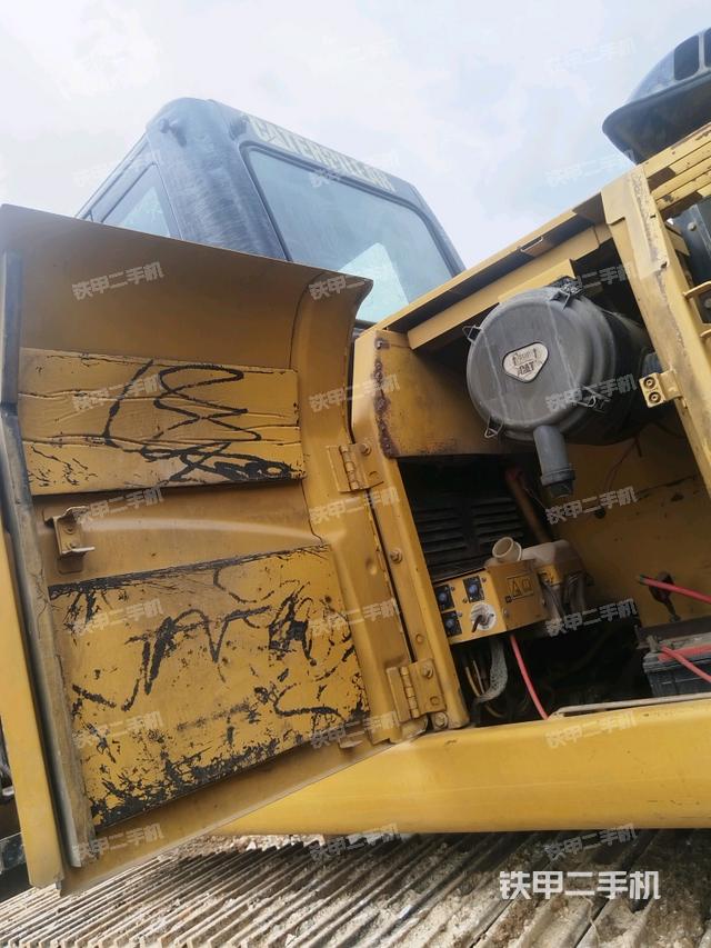 散熱器室(大件艙室) 散熱器室(大件艙室)