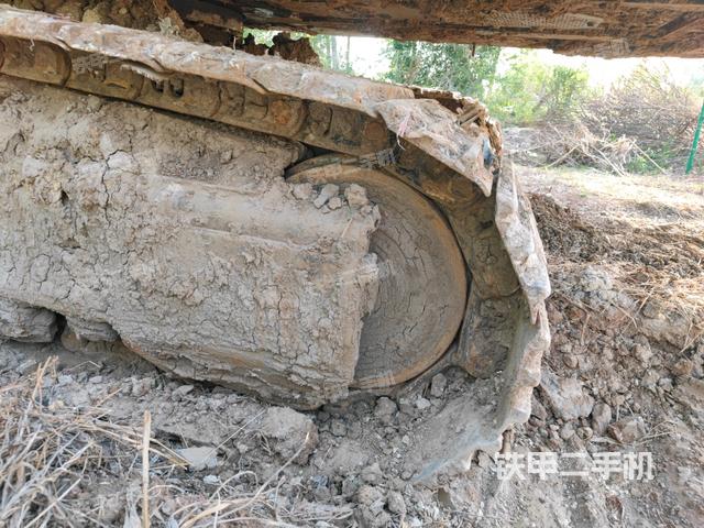 右侧行走马达盖板(行走机构) 右侧行走马达盖板(行走机构)