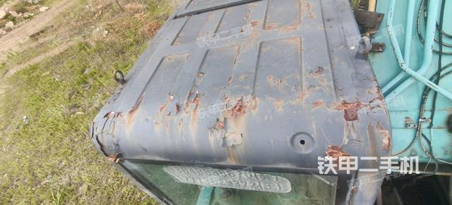 駕駛室頂部（整機(jī)外觀）