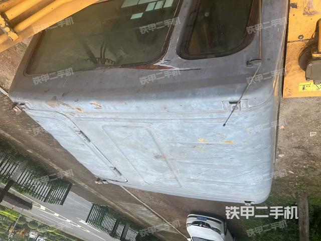 駕駛室頂部俯視(上車部件) 駕駛室頂部俯視(上車部件)