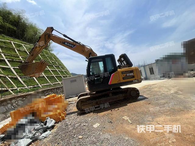 三一重工SY135C挖掘機