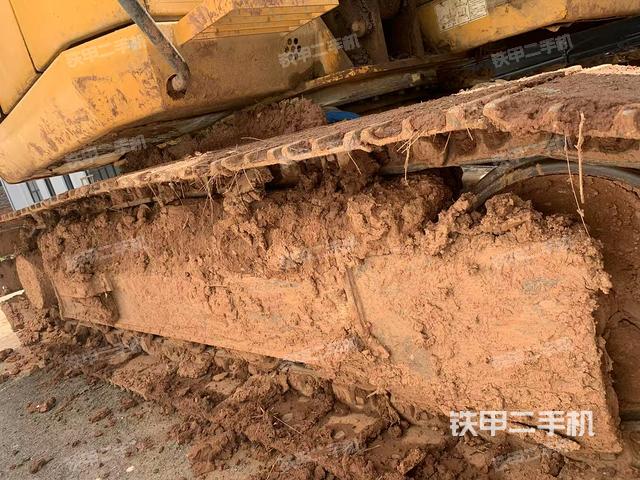 單側履帶整體（整機外觀）