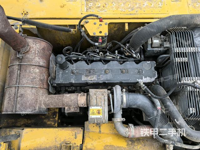 發(fā)動機(jī)室(上車部件) 發(fā)動機(jī)室(上車部件)