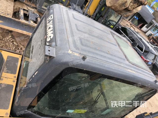 水箱+风扇特写(上车部件) 水箱+风扇特写(上车部件)