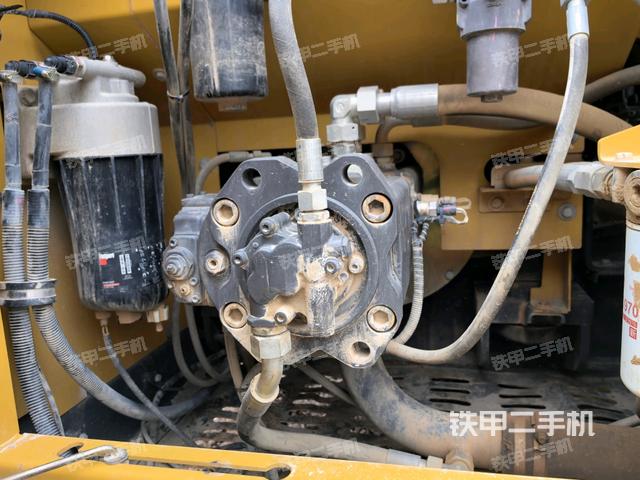 电瓶(大件舱室) 电瓶(大件舱室)