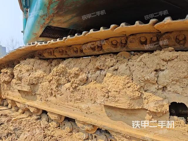 單側履帶整體(整機外觀) 單側履帶整體(整機外觀)