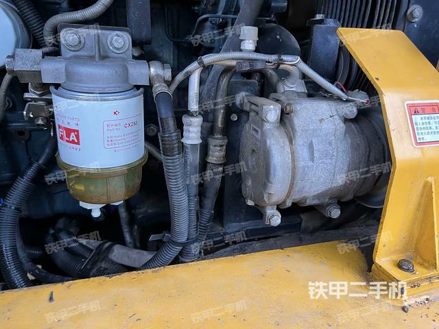 水箱+风扇特写(上车部件) 水箱+风扇特写(上车部件)