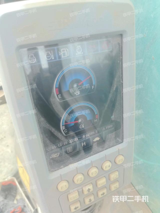 小时表(驾驶室部分) 小时表(驾驶室部分)