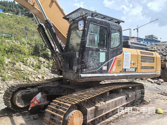 驾驶室整体（整机外观）