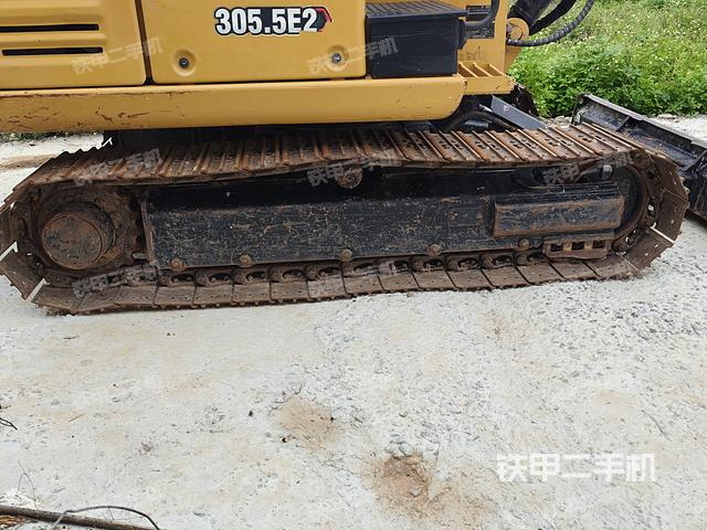 单侧履带整体（整机外观）