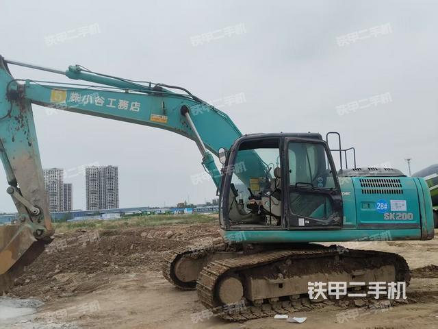 神鋼SK200-9挖掘機(jī)