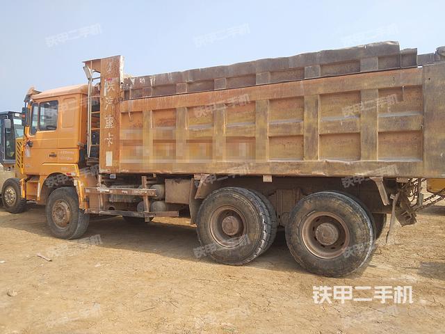 整機(jī)右側(cè)(設(shè)備外觀及核心部件) 整機(jī)右側(cè)(設(shè)備外觀及核心部件)