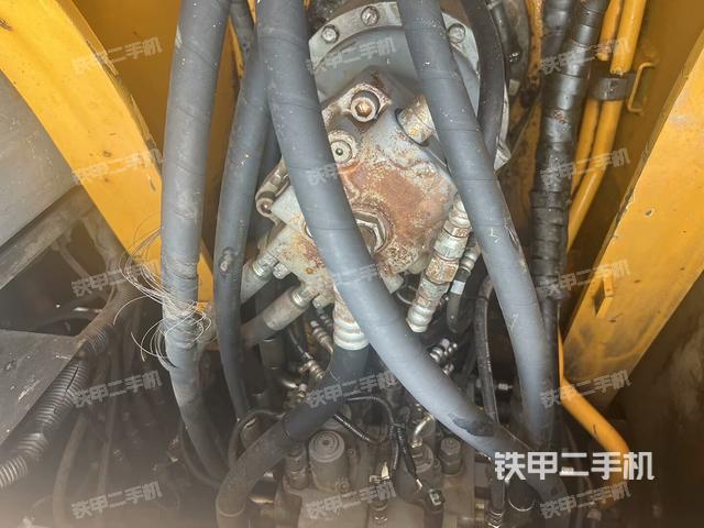 回轉(zhuǎn)馬達(上車部件) 回轉(zhuǎn)馬達(上車部件)
