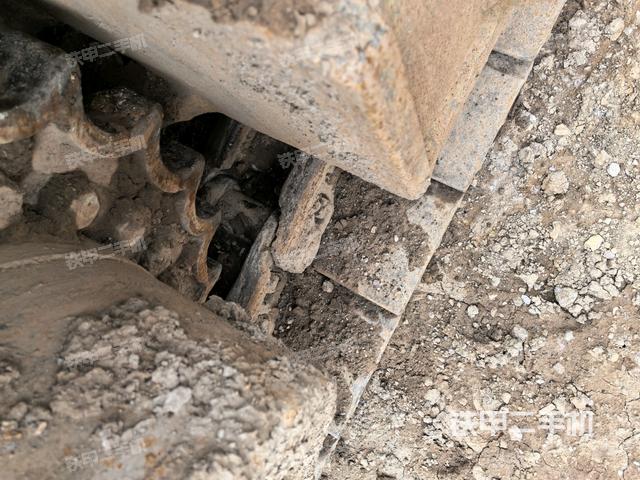 左侧履带整体 (行走机构) 左侧履带整体 (行走机构)