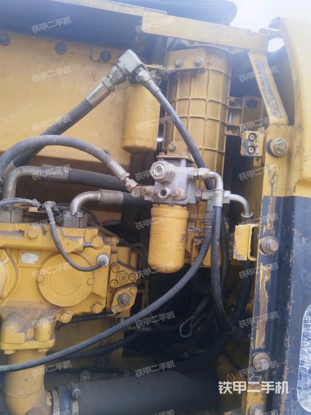 液壓泵斜45?左(大件艙室) 液壓泵斜45?左(大件艙室)