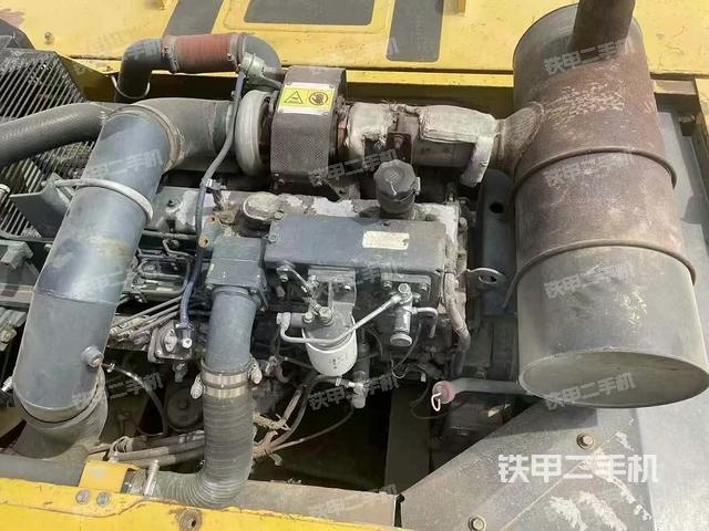 發(fā)動機整體俯視(整機外觀) 發(fā)動機整體俯視(整機外觀)