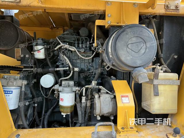 回转马达(上车部件) 回转马达(上车部件)