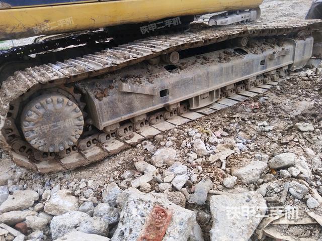 右側履帶整體(行走機構) 右側履帶整體(行走機構)