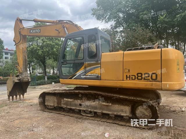 加藤HD820-R5挖掘機(jī)