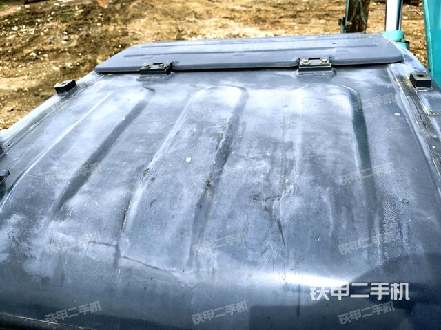 驾驶室顶部俯视(上车部件) 驾驶室顶部俯视(上车部件)