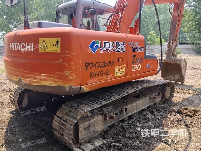 整機(jī)右后45°(整機(jī)外觀) 整機(jī)右后45°(整機(jī)外觀)