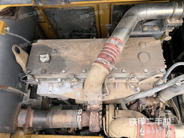 气门室盖螺丝特写(上车部件) 气门室盖螺丝特写(上车部件)