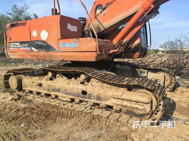 整機(jī)右后45°(整機(jī)外觀) 整機(jī)右后45°(整機(jī)外觀)