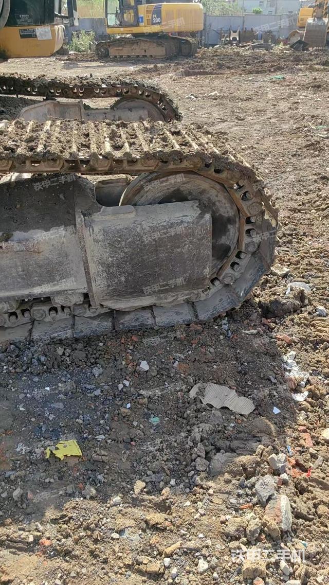 单侧履带整体（整机外观）