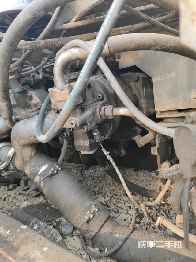 液压泵斜45 左(大件舱室) 液压泵斜45 左(大件舱室)