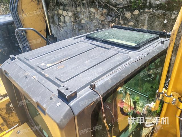 駕駛室頂部俯視(上車部件) 駕駛室頂部俯視(上車部件)
