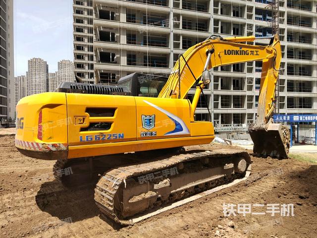 整機(jī)右后45°(整機(jī)外觀) 整機(jī)右后45°(整機(jī)外觀)