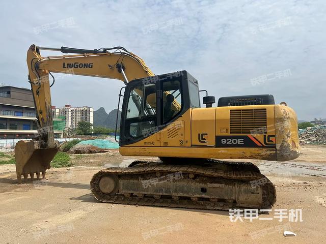 柳工CLG920E挖掘機