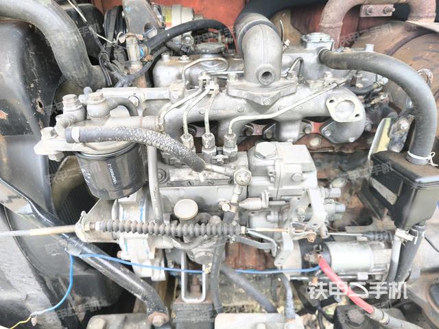 發(fā)動機室(上車部件) 發(fā)動機室(上車部件)