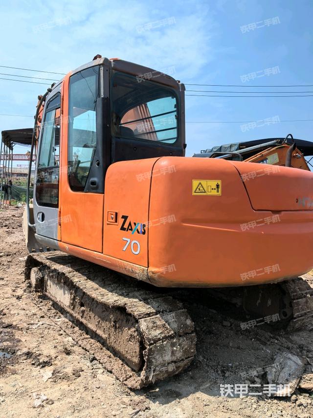 日立ZX70挖掘機